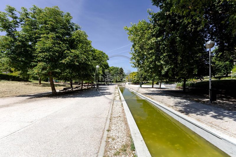 Foto 5c89b154-e9b0-4b0e-b38d-d22763b34b52. Pis a Almenara-Ventilla Madrid