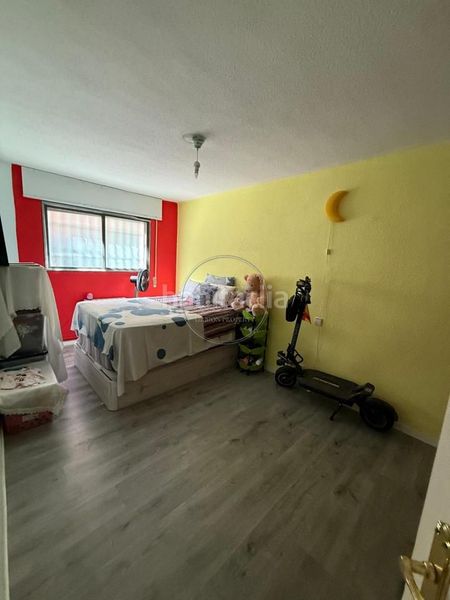 Foto 08c8aac0-b9aa-48b3-ba16-d1d094750812. Planta baixa a Vista Alegre Madrid