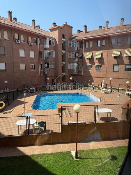 Foto e70fb94a-8e49-4397-b695-8fbc5a87610d. Appartamento con riscaldamento parcheggio piscina in Tres Cantos