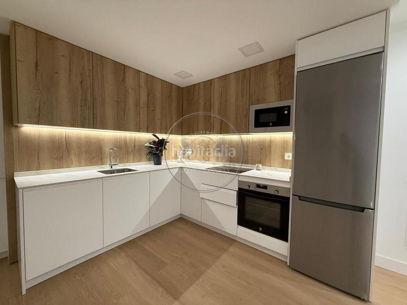 Foto 68a2c3f0-522d-40ca-81b8-b52a39880b79. Miete etagenwohnung mit heizung in Trafalgar Madrid