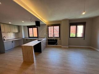 Etagenwohnung  Herencia