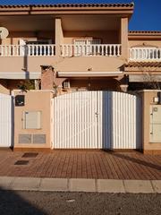 Casa adossada a Los Peñascos-El Salero-Los Imbernones. Duplex en buena zona con mucho sol