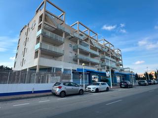 Àtic  Calle islas barbados. Ático de ensueño a 200m del mar con solárium, piscina y garaje