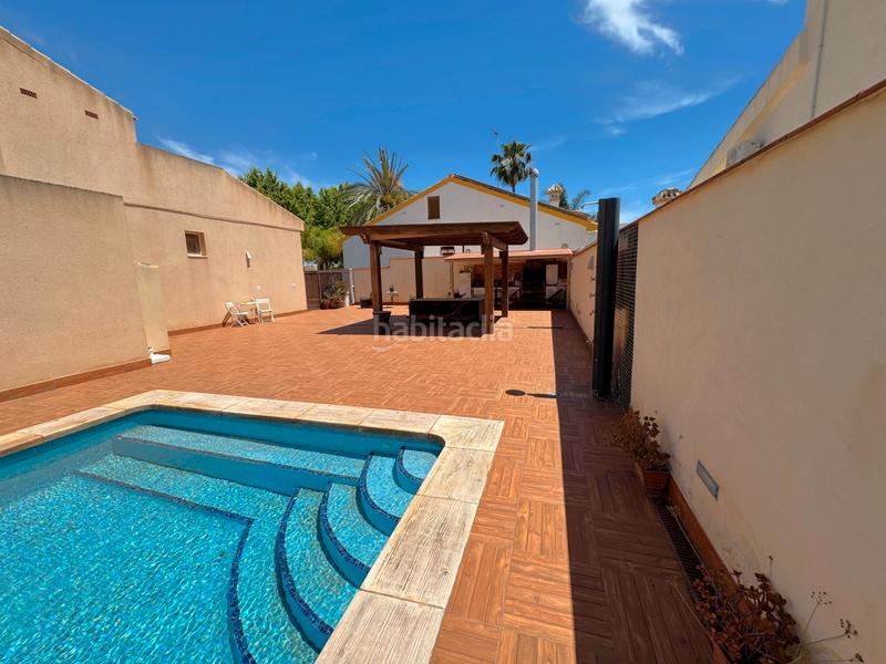 Foto d3ab6efe-ce80-4a0b-a0f8-924fb59b65e3. Xalet amb aparcament piscina a San Javier San Javier