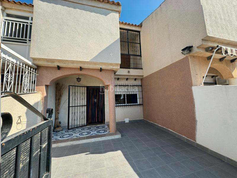 Foto ad5c0c76-b110-4a49-a168-4bd6aa8df728. Chalet con parcheggio in Centro Alcázares (Los)