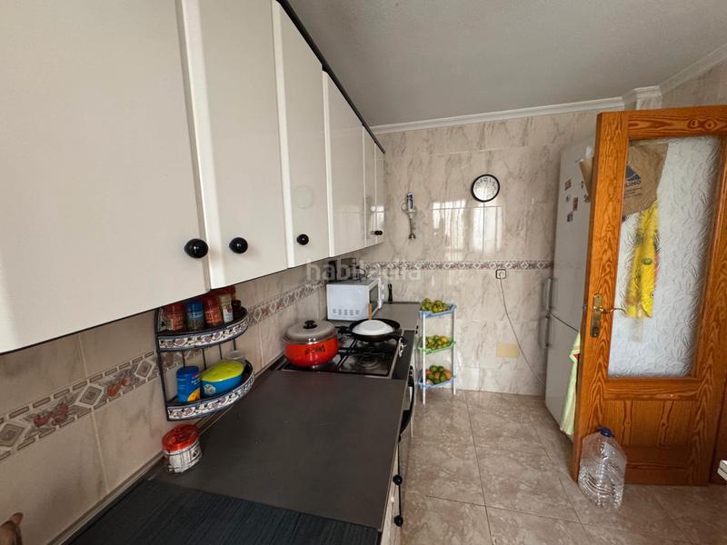 Foto b5d8676b-4717-4454-99f7-799d2a42d1b6. Chalet con parcheggio in Centro Alcázares (Los)