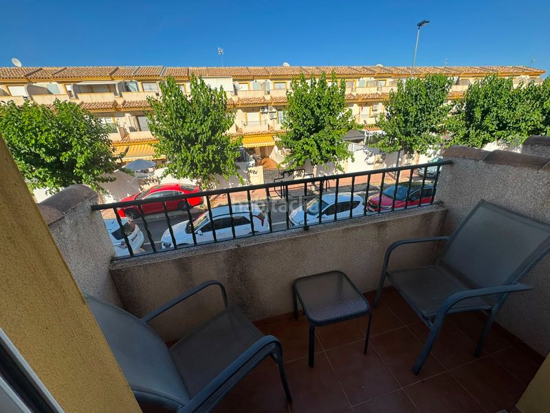 Foto f083460f-42a9-42e9-bfc1-49fc5468c0a9. Casa adossada amb piscina a Santiago de La Ribera San Javier