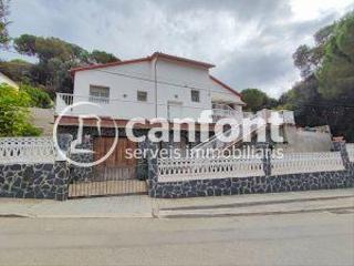 Xalet a Avinguda sant josep 107. descubre tu nuevo hogar en la urbanizacin de sant josep de lli