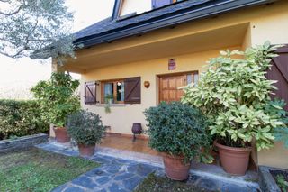 Chalet  Carrer dlia. Casa en la urb. can boatell, a cinco minutos del centro de llina