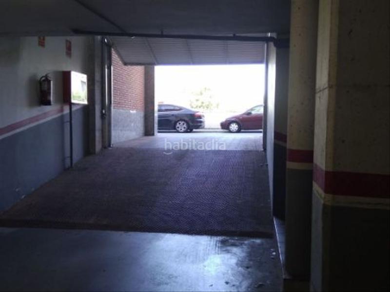 Foto 9a93ce58-da74-44c8-8254-46545288cbbc. Parking voiture dans carrer sant ponç 55 dans Franqueses del Vallès (Les)