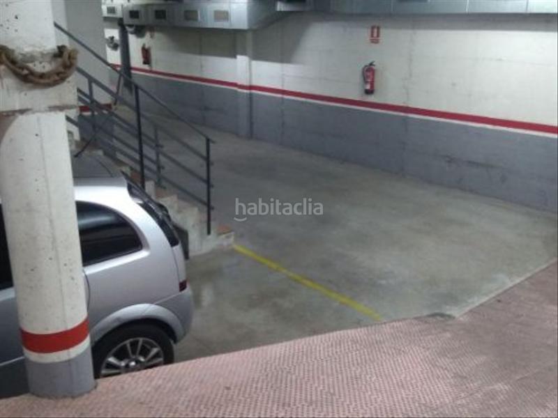 Foto a0b33895-099c-47f5-b2cc-805439d065d1. Parking voiture dans carrer sant ponç 55 dans Franqueses del Vallès (Les)