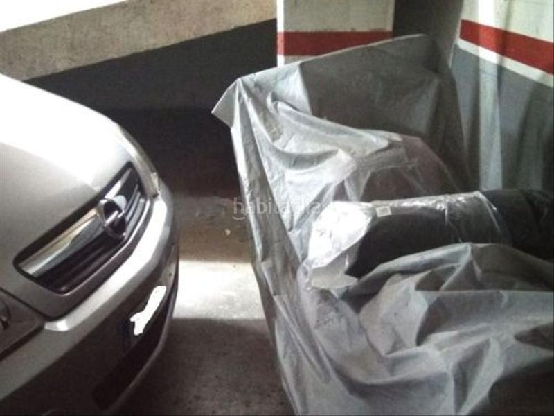 Foto fe6e804a-0201-47e0-8de3-3dab4a4046f0. Parking voiture dans carrer sant ponç 55 dans Franqueses del Vallès (Les)