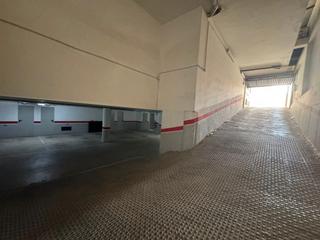 Lloguer Aparcament cotxe a Carrer sant joaquim 44. Plaza de parking en corró d'avall