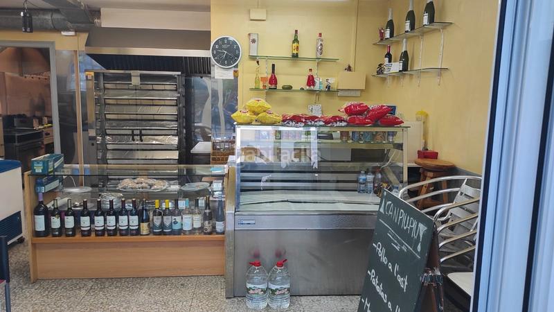Foto 349f9992-3975-408e-ada2-1cd9e5faee3f. Local comercial local totalmente equipado para seguir actividad de rostisería en Sant Pere de Vilamajor
