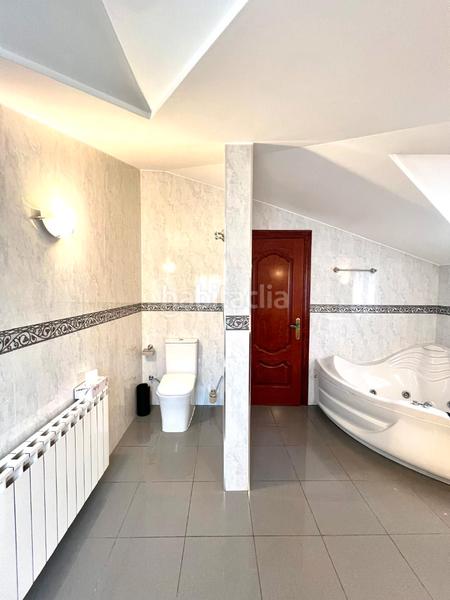 Foto 3ac2f749-7872-413a-bed0-aaa1cbf37b75. Casa in avinguda can coll 105 in Sant Celoni