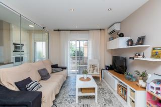 Pis  Carrer del pont. Precioso piso de 2 habitaciones con pk en corr d'avall
