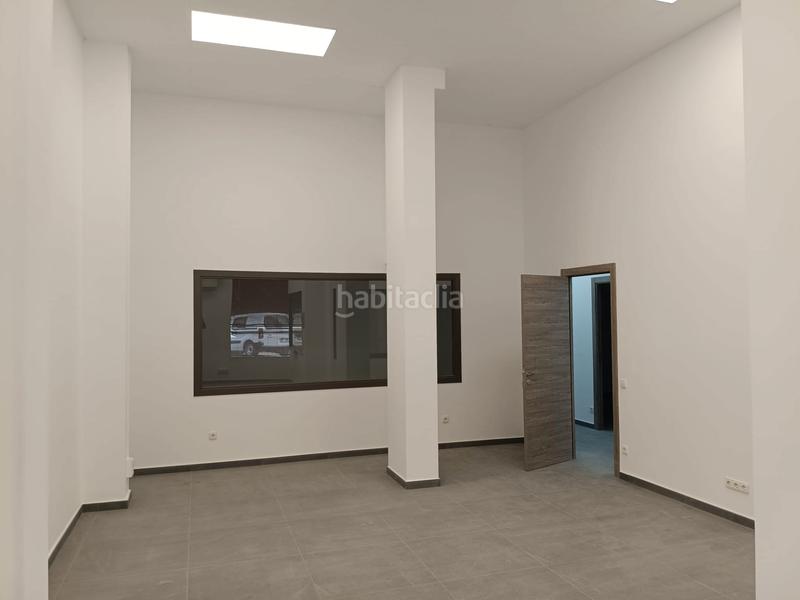 Foto 41d45540-9587-4fa2-b8f2-acd27fd69baf. Affitto locale commerciale con riscaldamento in Montserrat - El Passeig Garriga (La)