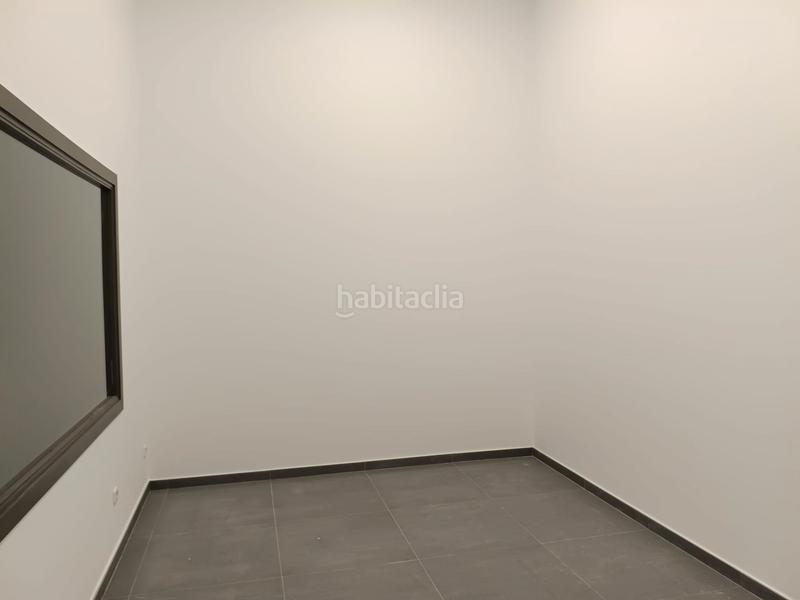 Foto 38c19d83-54c2-4ff7-8552-5787f315bec6. Rent business premise with heating in Montserrat - El Passeig Garriga (La)