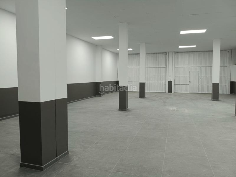 Foto 562063ad-500b-4d5a-bfcb-21d3d8600095. Rent business premise with heating in Montserrat - El Passeig Garriga (La)