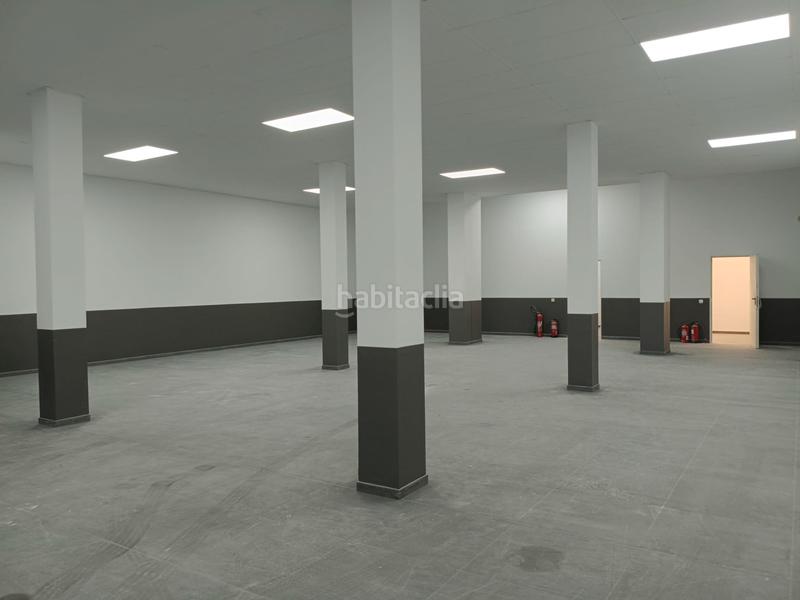 Foto 5de885fa-0ec9-4c2d-878a-aa5ce96f68ff. Rent business premise with heating in Montserrat - El Passeig Garriga (La)