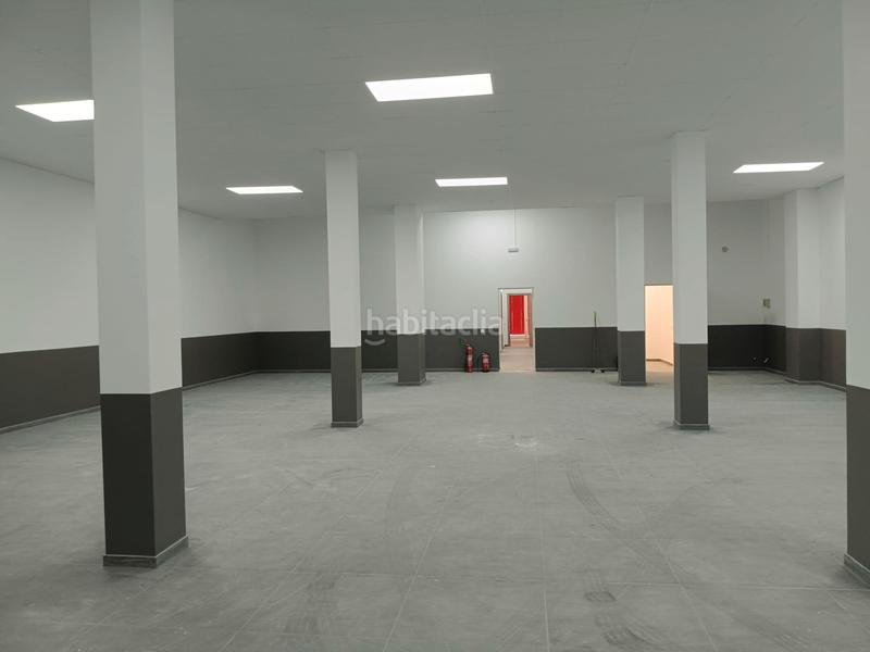 Foto d143a5cc-14ed-4ccb-acd7-02ad8966b9a7. Rent business premise with heating in Montserrat - El Passeig Garriga (La)