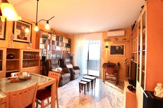 Pis  Passeig dels til·lers. Piso en el centro de corró d'avall en perfecto estado