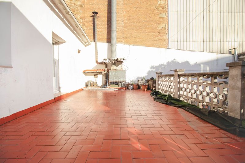 Foto 74f9185d-5c5f-4672-be04-fe7a444755df. Edificio 847m<sup>2</sup> en carrer de l'estació 6 edificio de obra nueva en Llinars del Vallès