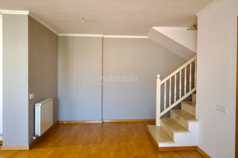 Foto b650e8e9-4fea-47b9-a89d-9ea40bbe8cf1. Dúplex amb calefacció aparcament a Franqueses del Vallès (Les)