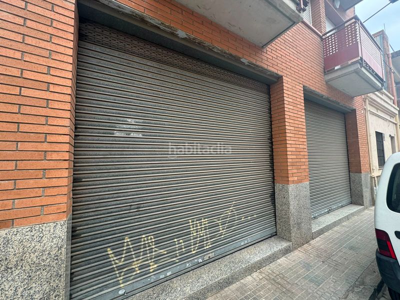 Foto bed3cf8d-551e-4cf0-a076-089443d4606e. Lloguer local comercial a Hostal Granollers