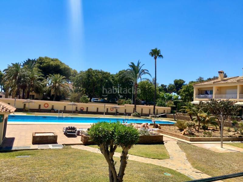 Foto 8548d61b-213d-4196-9456-ce5a4a9ed536. Casa a schiera con camino riscaldamento parcheggio piscina in Benalmádena