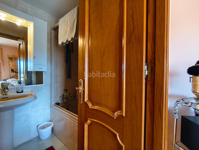 Foto 3f19ec39-bda5-41e3-a57e-7b5a0facba45. Semi detached house with fireplace heating parking pool in Benalmádena