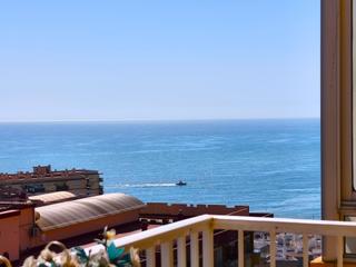 Appartement  Avenida gamonal 8b. Apartamento reformado con vistas al mar