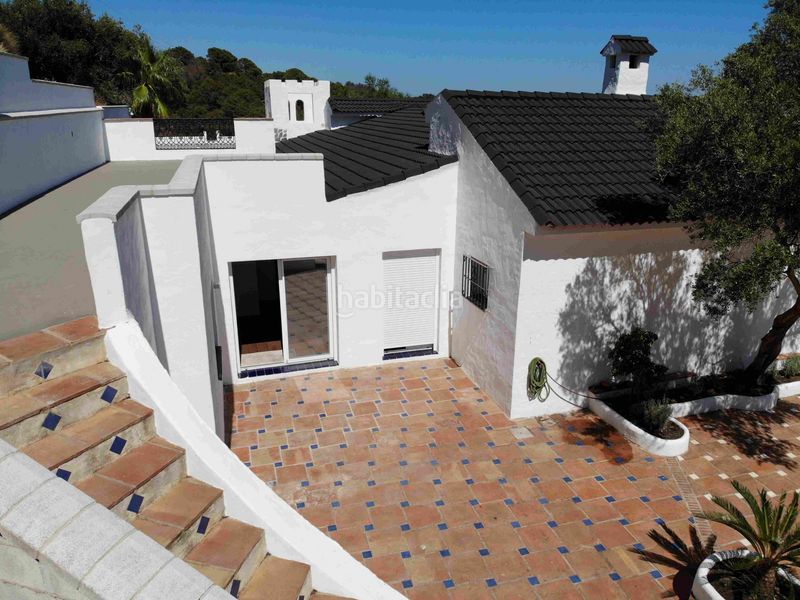 Foto b995ea73-06ef-434a-ba8b-a5cecca399b0. Masia amb piscina a altos de Estepona Estepona