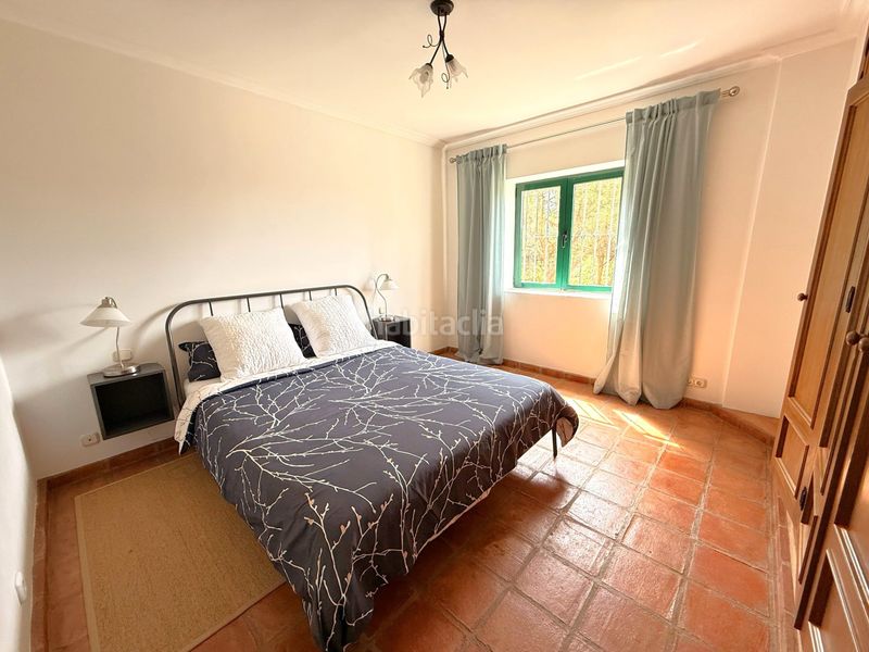 Foto b8032d93-d6e7-4692-8fae-aba0c19ce221. Casa amb calefacció aparcament piscina a Sotogrande alto Sotogrande