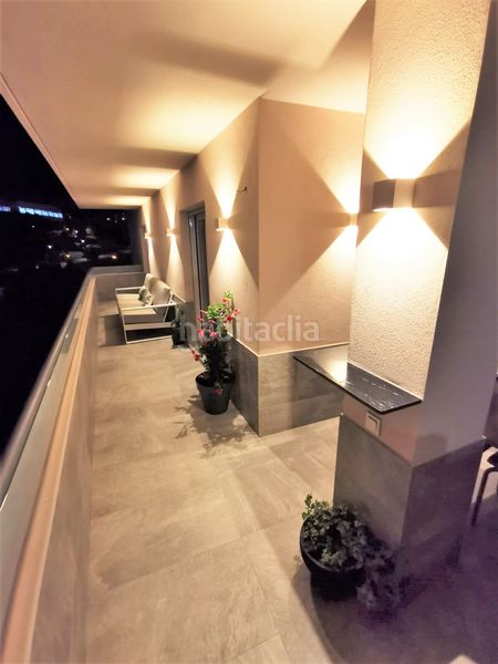 Foto 3cb9ab81-c93b-4a60-ae4d-570045ca5b96. Apartament amb aparcament piscina a puerto de Estepona Estepona