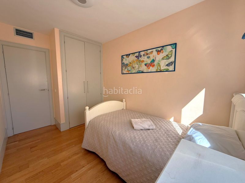 Foto e326c42d-7272-4ab8-b674-4e885a3072ed. Apartament amb aparcament piscina a puerto de Estepona Estepona