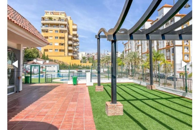 Foto fd0d51c3-4884-4578-8fc2-da76d5ae5cfd. Apartament amb aparcament piscina a puerto de Estepona Estepona