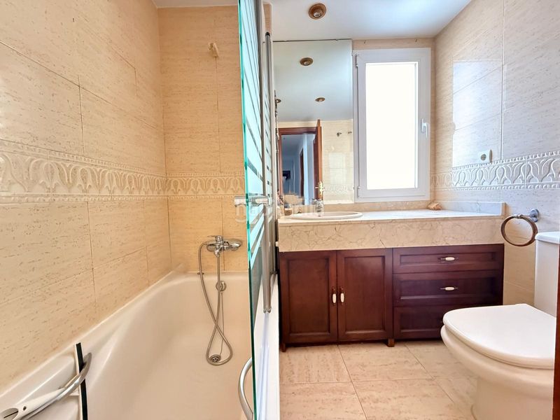 Foto 8f9411e4-861f-4a3f-bed6-72012a078422. Apartament amb aparcament piscina a Centro Estepona