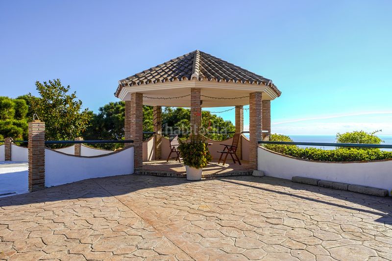 Foto 4858a869-7549-41d1-9a6a-cd3b1e050bcd. Casa a altos de Estepona Estepona