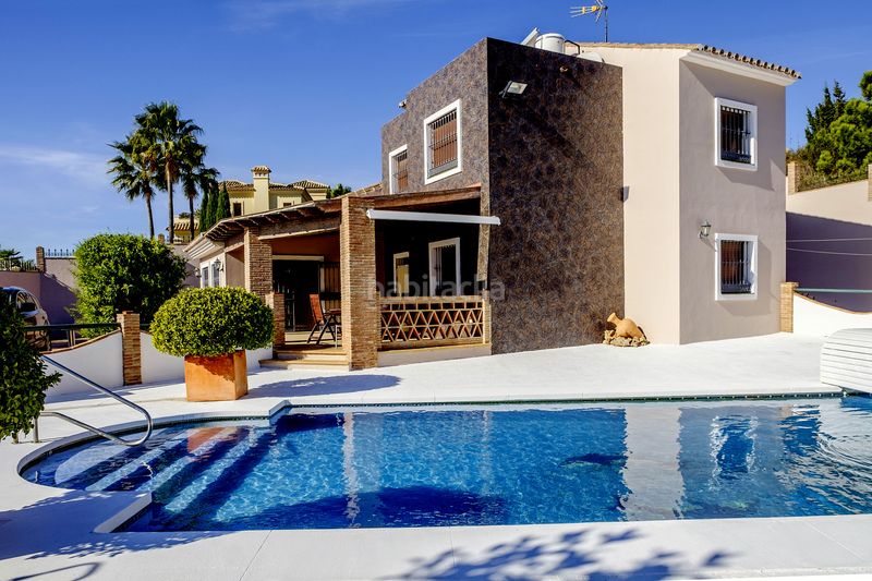 Foto 7fac3a6a-fa1c-4ed6-a9d7-071d9f60ce12. Casa a altos de Estepona Estepona