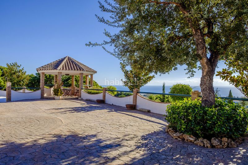 Foto c9829b99-7aeb-4594-b686-d2dcfb309e04. Casa a altos de Estepona Estepona