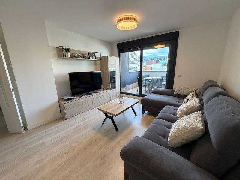 Foto 207698f3-11fd-4a11-888c-efdae3a9c9fc. Apartament amb aparcament piscina a Centro Estepona