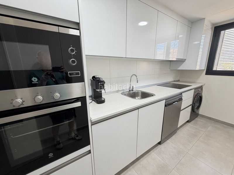 Foto 3c5c5828-5a3c-4a94-a4fb-0dfac06975bc. Apartament amb aparcament piscina a Centro Estepona