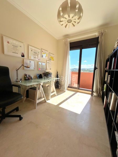 Foto 70236f83-ce45-463a-82c9-36b66862da27. Casa adossada amb calefacció aparcament a Guadalobón Estepona