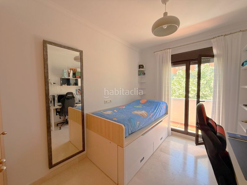 Foto d42e0622-0d67-457e-a169-841bbdb1acbf. Casa adossada amb aparcament piscina a Guadalobón Estepona