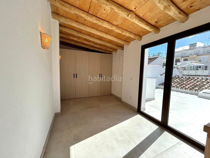 Foto 38d5d056-673d-4578-843e-610f08e54a39. Casa completamente reformada, casa de pueblo con gran encanto Centro en Estepona