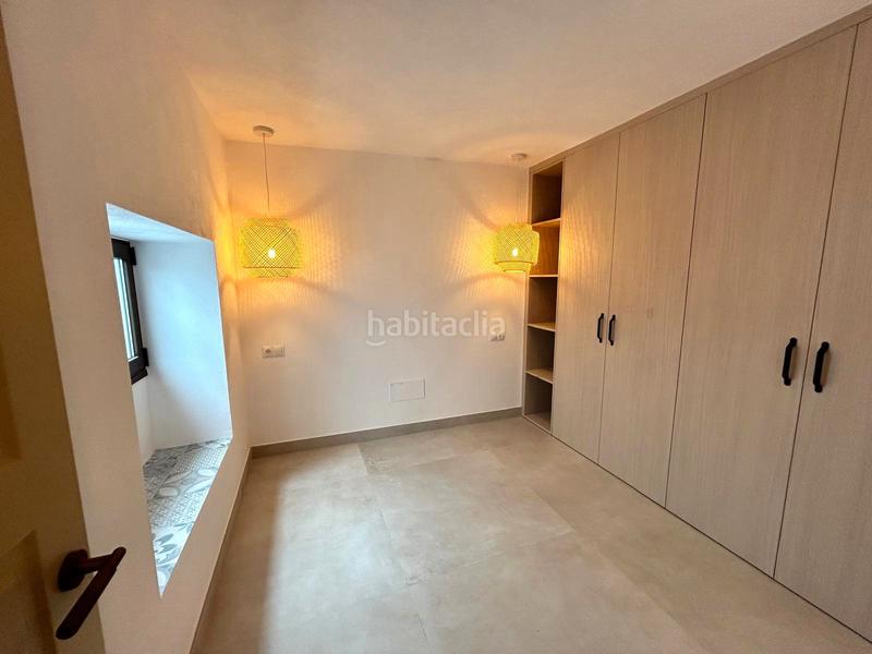 Foto baa60001-9261-4179-b16b-7eed0dff321f. Casa completamente reformada, casa de pueblo con gran encanto Centro en Estepona