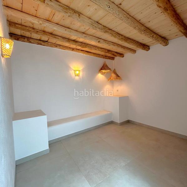 Foto e6238eef-dd22-48bd-b475-ec7c6e306845. Casa completamente reformada, casa de pueblo con gran encanto Centro en Estepona