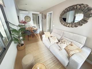 Pis en Centro. Piso de 1 dormitorio en segunda linea de playa en estepona