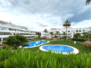 tic en La Concha - Resina Golf. Estupendo tico dplex con grandes terrazas soleadas en la zona